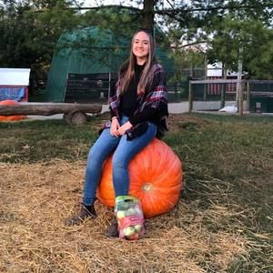 Meet your Posher, Cassie